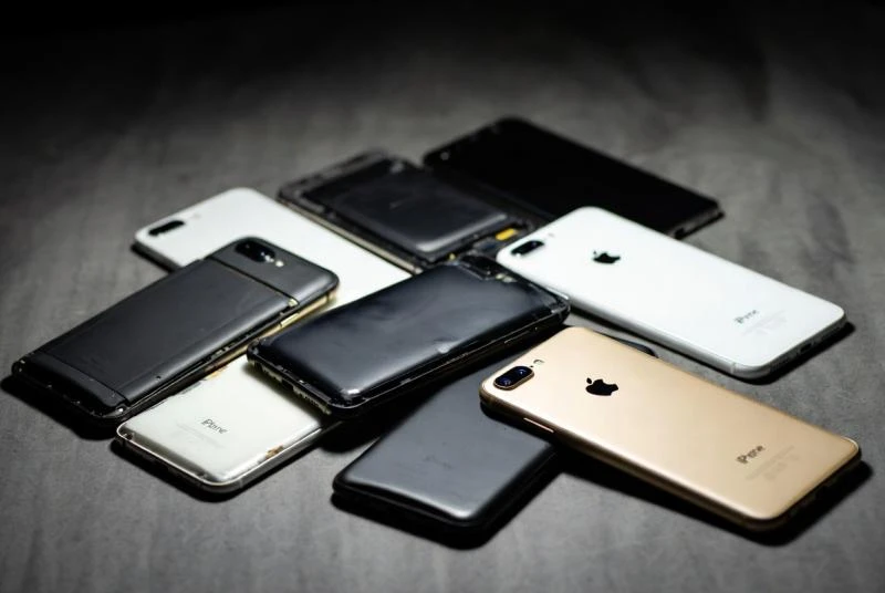 7 причин вздутия аккумулятора: диагностика и меры безопасности