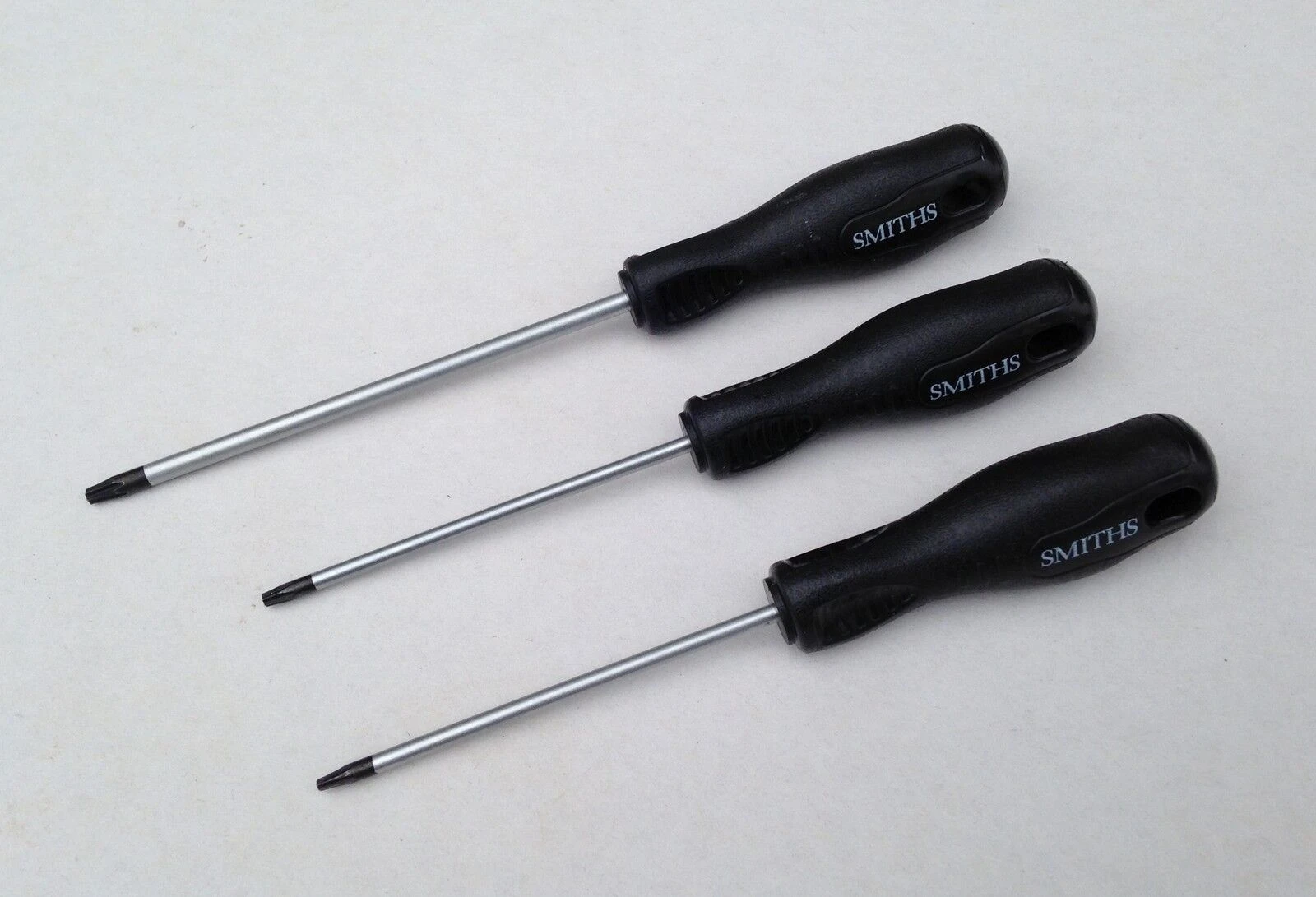 Топ 25 правильных инструментов для разборки и ремонта электроники 1